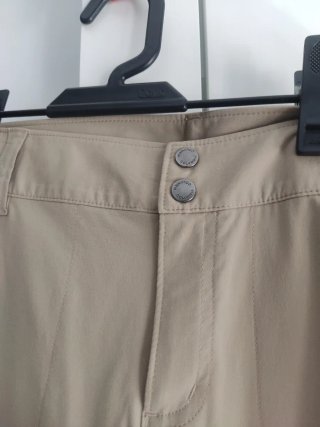 Pantaloncini da escursionismo Columbia Beige