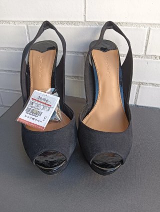 Tacones Peep Toe Stradivarius Negros Talla 38