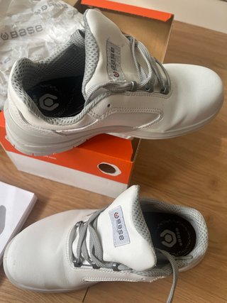 Zapatos seguridad mujer hostelería/sanidad