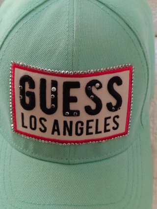 Gorra Guess Los Angeles Verde  Menta Pedrería
