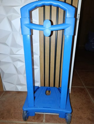 Carro portamochilas azul