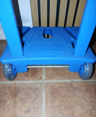 Carro portamochilas azul