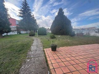 Chalet en venta en Trobajo del Camino en San Andrés del Rabanedo