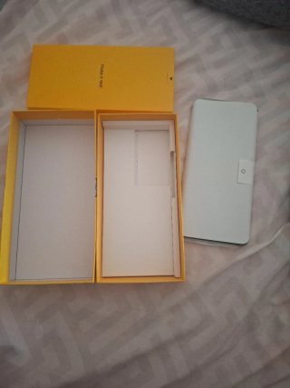 Realme 14x 5G Caja Amarilla