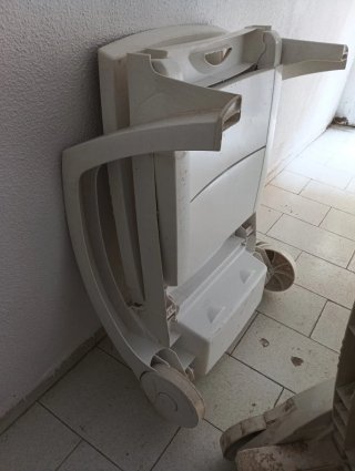 Tumbona plegable de plástico para jardín