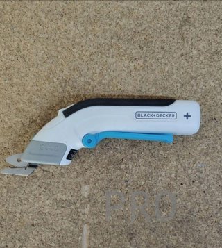 Tijeras 3,6v, Gatillo extralargo, Black and decker