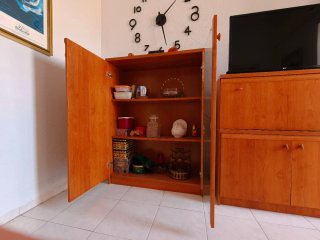 Mueble modular para sala, laminado sapelly