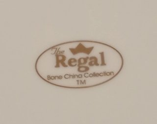 BONITO CUENCO DE PORCELANA FINA THE REGAL