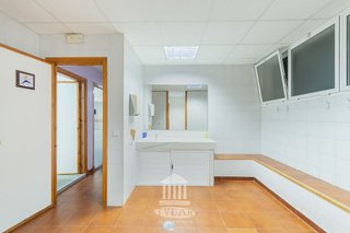 Local comercial en venta en Crevillet - Pinar Alto en Puerto de Santa María (El)