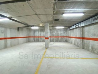 Garaje en venta en Castell (Es)