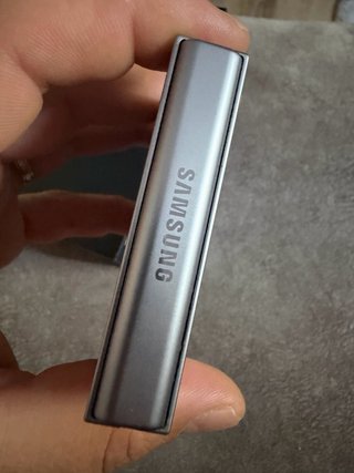Samsung Galaxy Z Flip 6