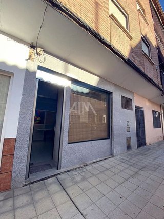 Local comercial en venta en Manzanares