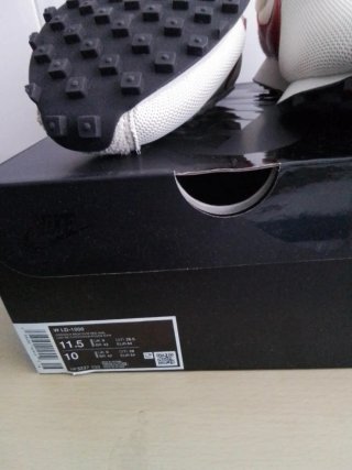 Zapatillas Nike Blancas y Rojas