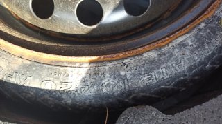 Rueda de galleta Nissan Micra