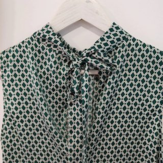 Blusa H&M verde y blanca Talla S