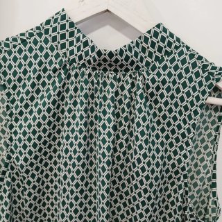 Blusa H&M verde y blanca Talla S