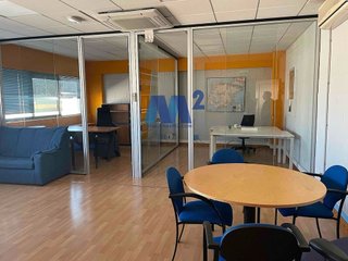 Nave industrial en alquiler en Reyes Católicos en Alcalá de Henares