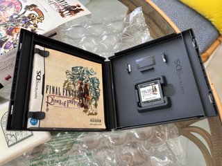 Final Fantasy Ring of Fates Nintendo DS Consola