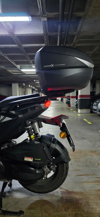 Keeway Vieste 300 XDV Maxi-Scooter Negra/Gris