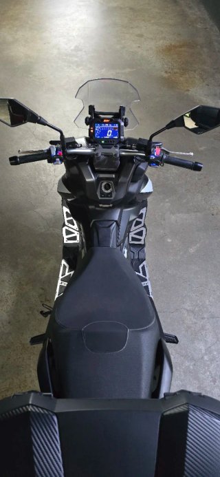 Keeway Vieste 300 XDV Maxi-Scooter Negra/Gris