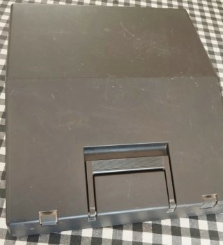 Máquina de escribir Olivetti Lettera 12