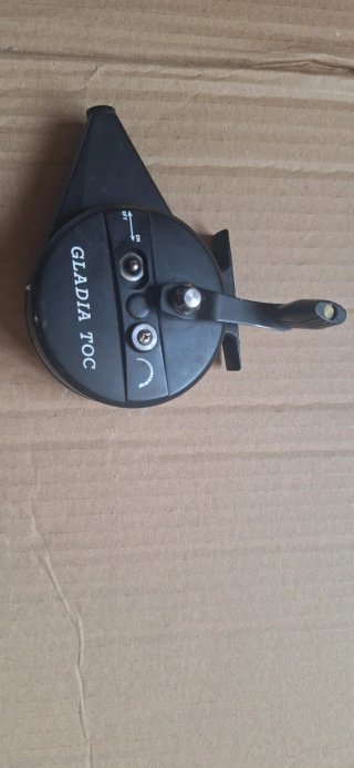 Carrete de pesca GLADIA TOC