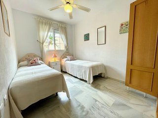 Casa adosada en alquiler en Costabella en Marbella