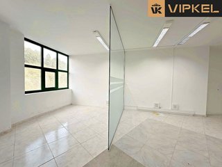 Oficina en alquiler en Mesoiro en Coruña (A)