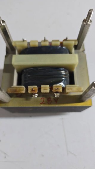 Transformador 28V - 4A