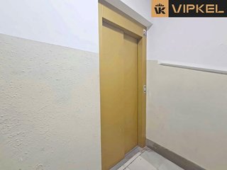 Local comercial en alquiler en Ensanche Centro - Puerto en Málaga