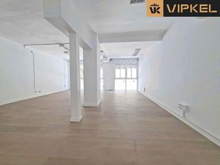 Local comercial en alquiler en Ensanche Centro - Puerto en Málaga
