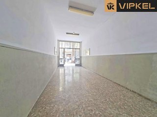 Local comercial en alquiler en Ensanche Centro - Puerto en Málaga