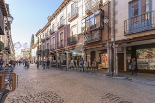 Casa en venta en Casco Histórico en Alcalá de Henares