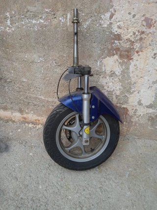 Horquilla, tija y rueda Honda Dylan 125