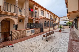 Casa adosada en venta en Residencial Triana - Barrio Alto en Gabias (Las)