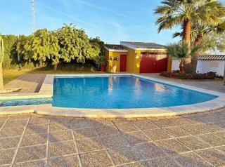 Cortijo en venta en Morón de la Frontera