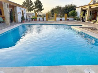 Cortijo en venta en Morón de la Frontera