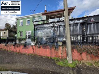 Chalet en venta en Ponteareas