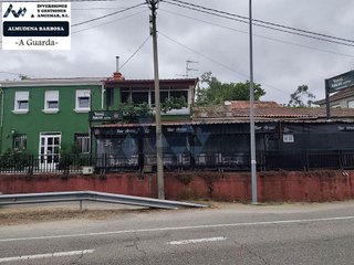 Chalet en venta en Ponteareas