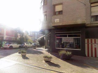 Local comercial en alquiler en Corrales de Buelna (Los)