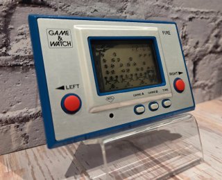 Game & Watch Fire RC-04 1980