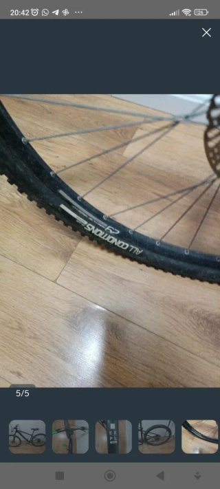 Bicicleta de montaña negra