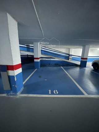 Garaje en venta en San Martín en Vitoria-Gasteiz