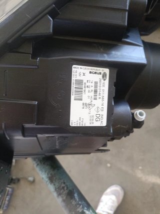 Faro Delantero Izquierdo 260100146R