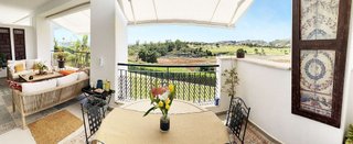 Piso en venta en Los Arqueros-Puerto del Almendro en Benahavís