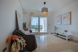 Piso en venta en Los Arqueros-Puerto del Almendro en Benahavís