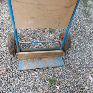 Carrellino porta oggetti con ruote