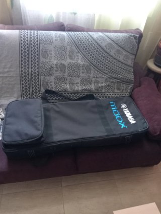 Teclado Sintetizador Yamaha MODX6+