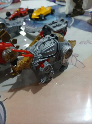 Transformers Dinobots Juguetes