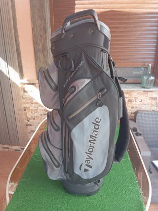 Bolsa Taylormade Waterproof para palos de golf